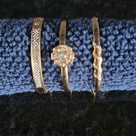 Anne Klein bracelets, set of three! Rose gold colour. - Picture 2 of 3